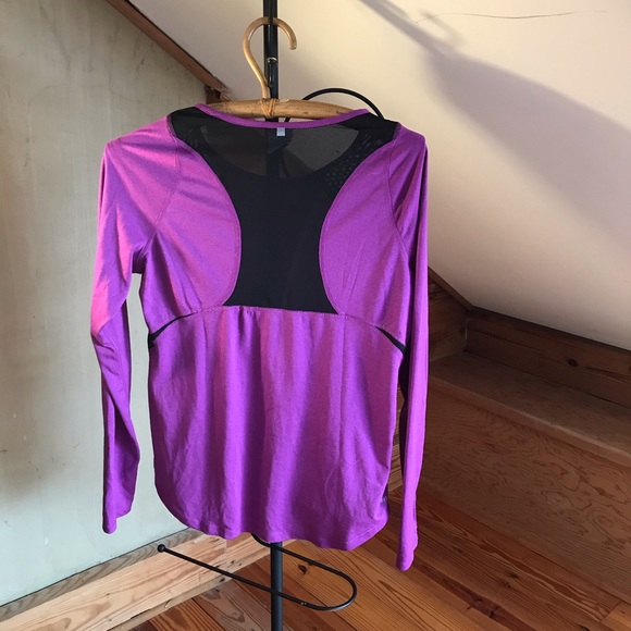 Nike Long Sleeve Fuchsia Black Work Out Top, EUC, M - Picture 2 of 15